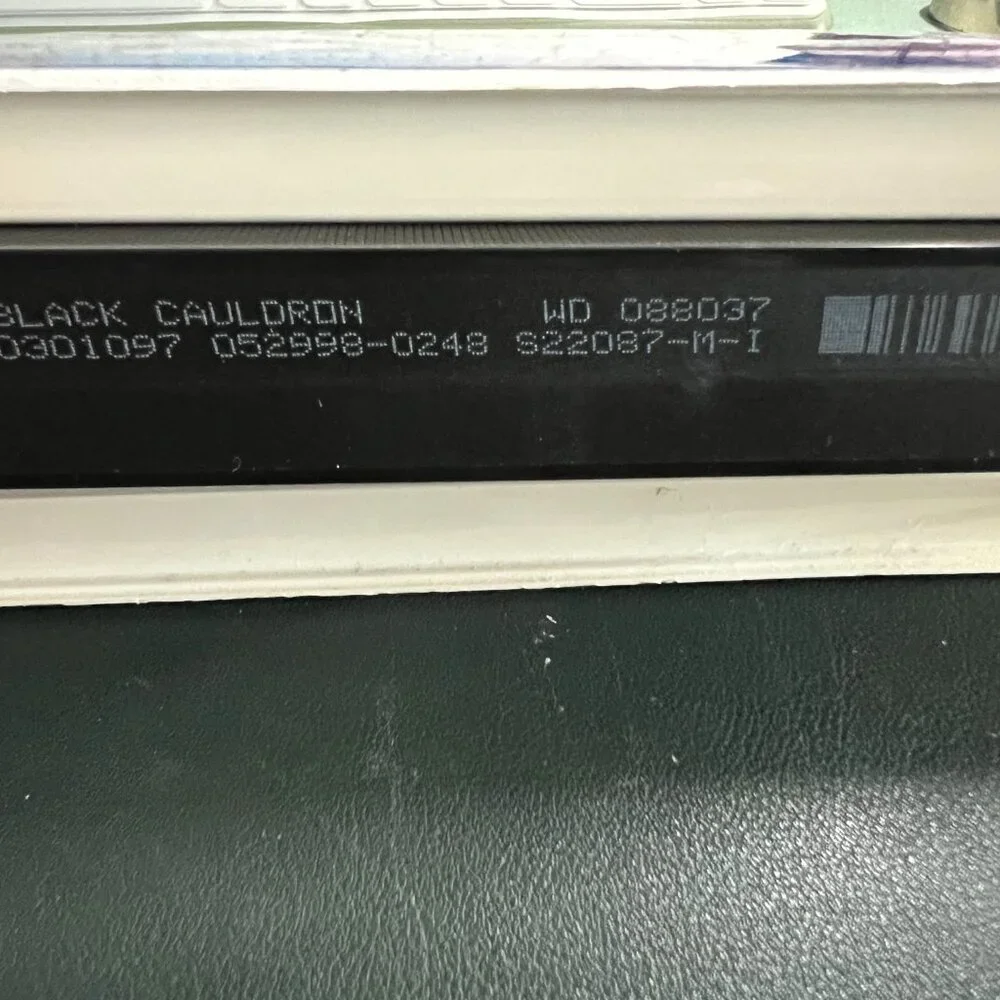 Disney VHS - The Black Cauldron (1998) - Masterpiece Collection - 9124-1